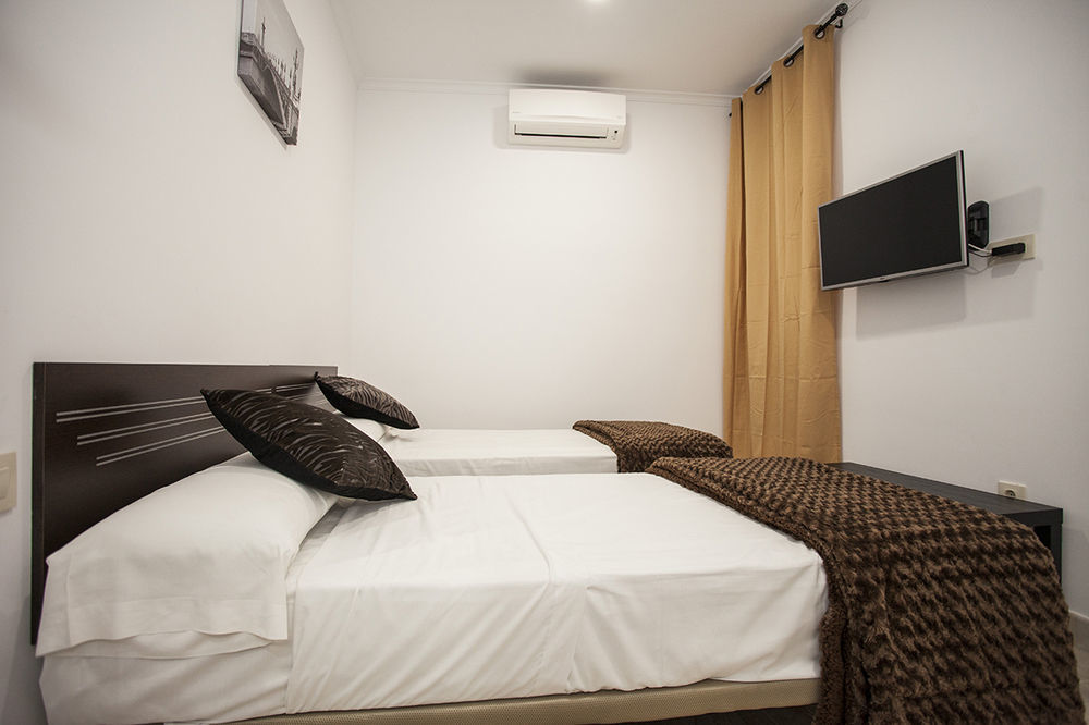 Hostal Rincon De Sol - Centro Madrid - Self Checkin Exterior photo