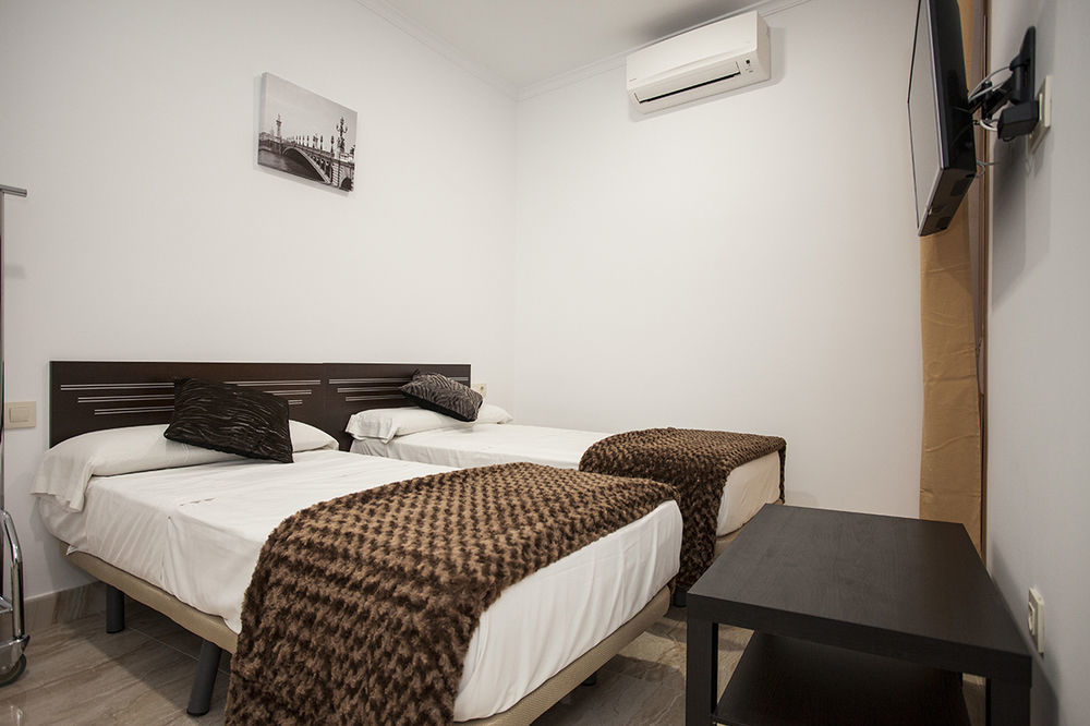 Hostal Rincon De Sol - Centro Madrid - Self Checkin Exterior photo